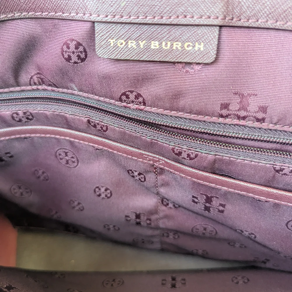 Tory Burch York burgundy saffiano leather  Red  Women's Tote Bag - Picture 12 of 16